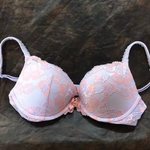 Body by Victoria 34B NWOT